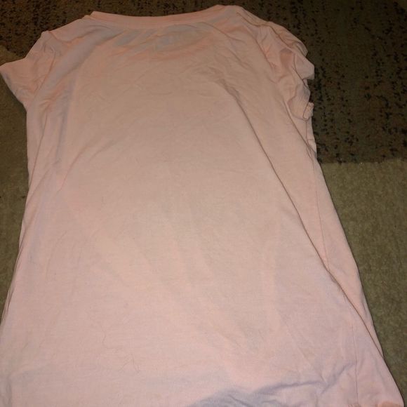 Art class shirt that says throw kindness around like confetti pink - Picture 2 of 3